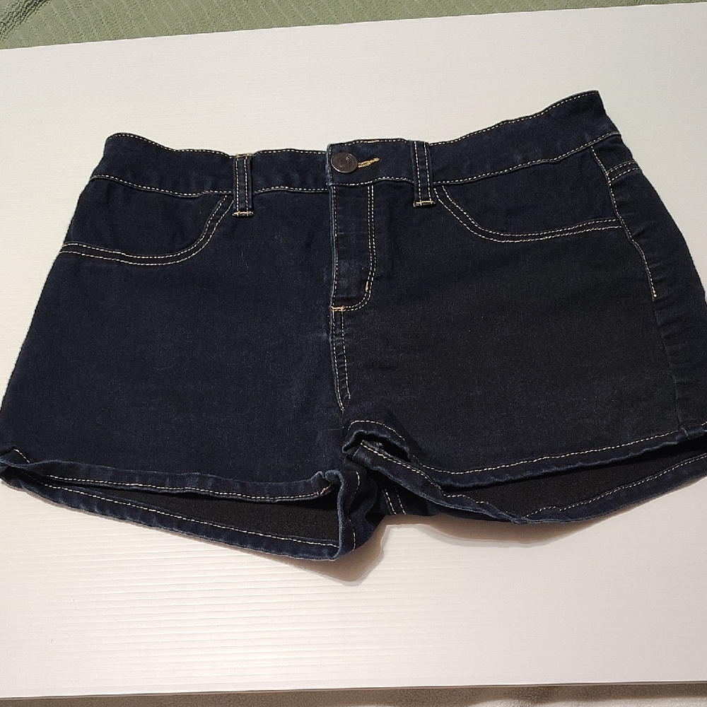 SO Dark Wash Stretchy Jean Shorts Size 11